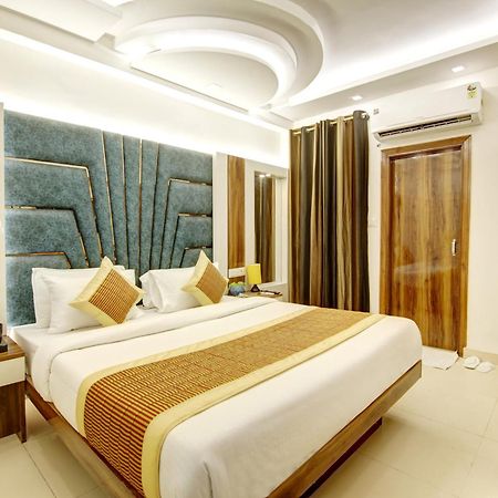 Hotel Star Villa - Front Of New Delhi Railway Station & 5 Minute From Connaught Place エクステリア 写真